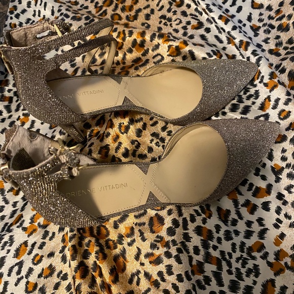 Adrienne Vittadini sparkle heels - Picture 2 of 4